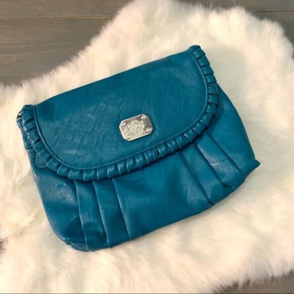 Small Teal Faux Leather Convertible Clutch Purse - Picture 1 of 6